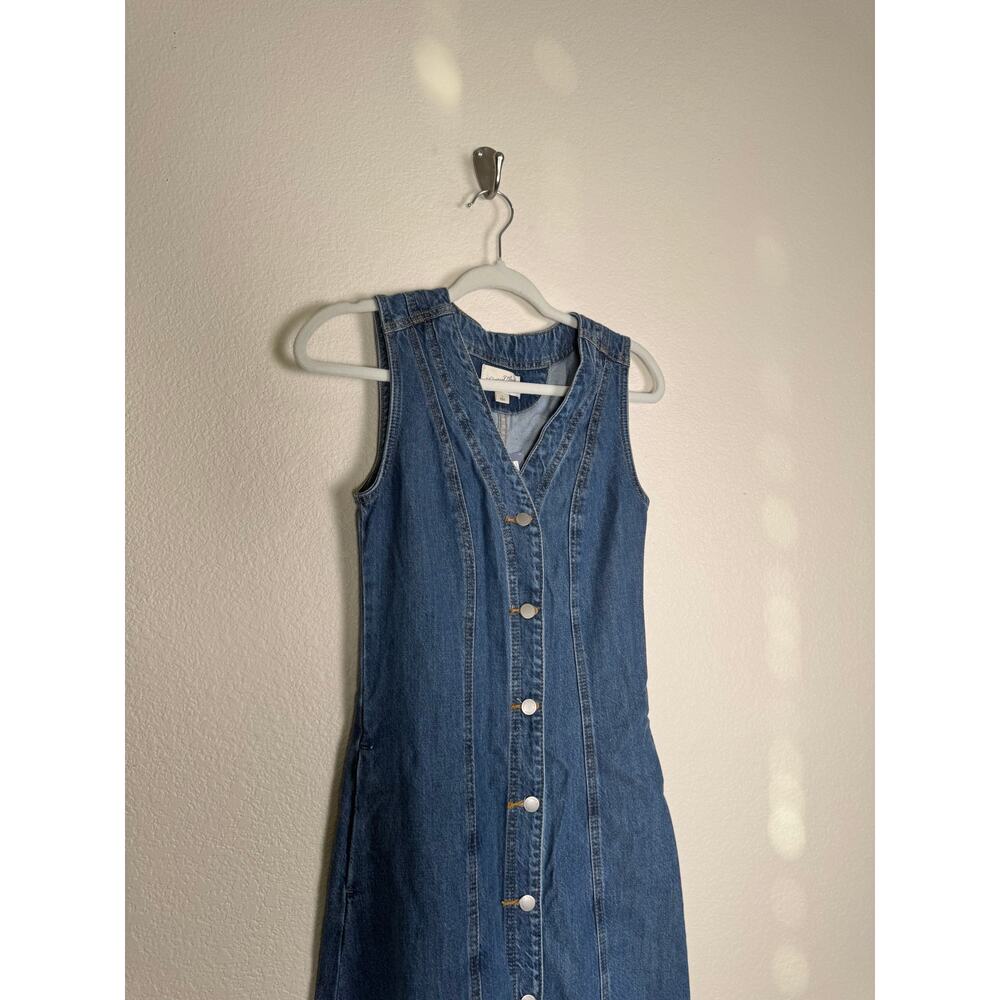 NWT Universal Thread Denim Button Front Midi Dres… - image 2